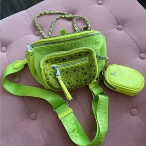 Steve Madden Womens Maxima Crossbody Handbag - Lime
